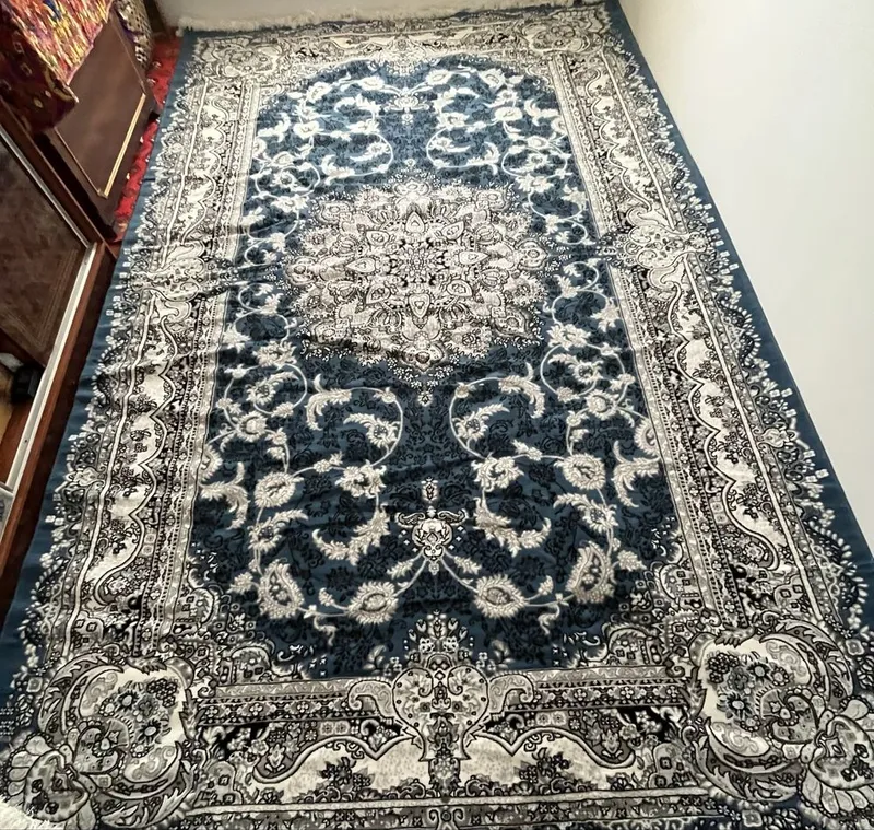 Uyga yangi gilam olgandik razmeri toʻgʻri kelmadi shunga sotyapmiz 1 Uyga yangi gilam olgandik razmeri toʻgʻri kelmadi shunga sotyapmiz 1
