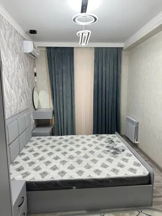 Хон Сарой Дипломат