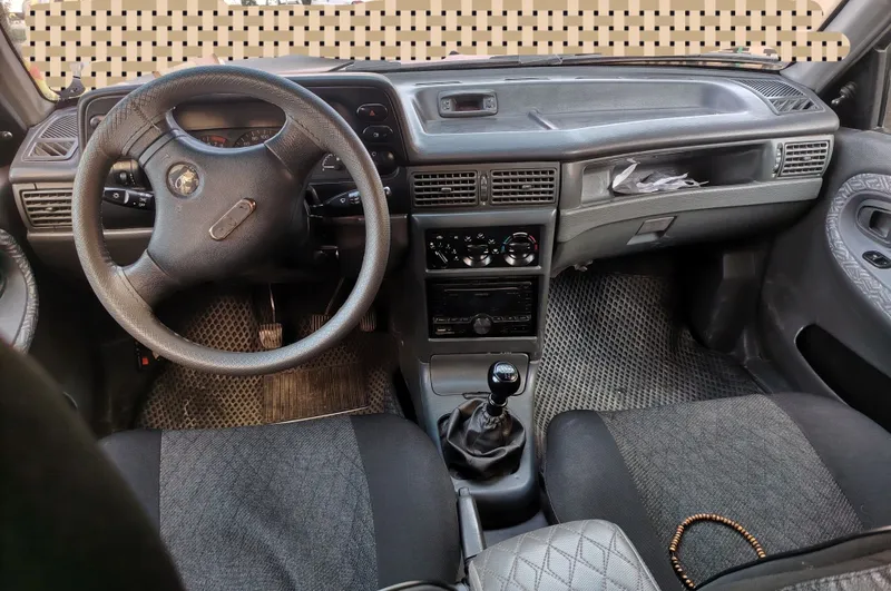 Avtomobil nexia 1 2
