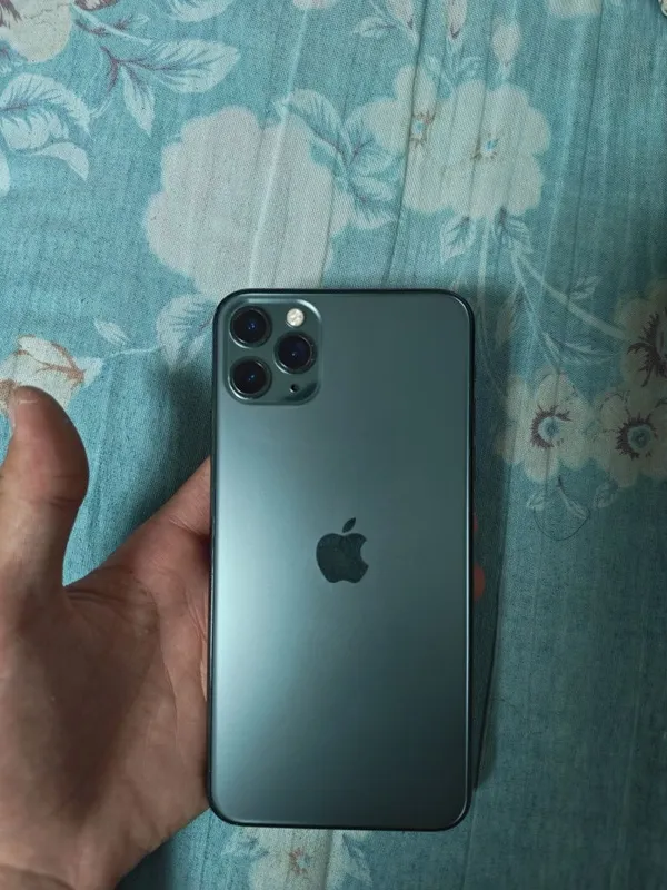 Iphone 11pro max 256gb 87yomkst 4 Iphone 11pro max 256gb 87yomkst 4