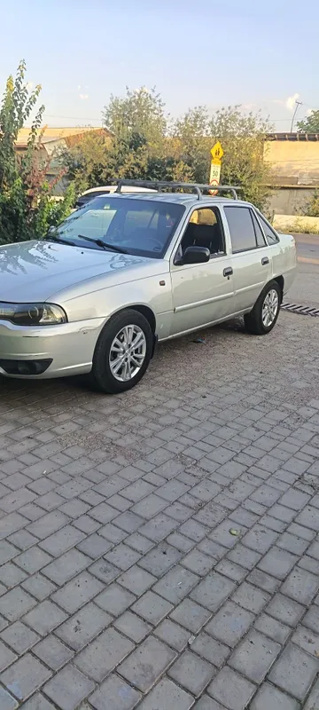 Nexia 2 sotiladi 2