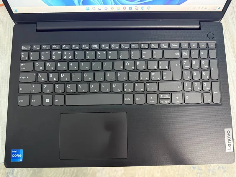 Ноутбук Lenovo V15 G2 ITL 2