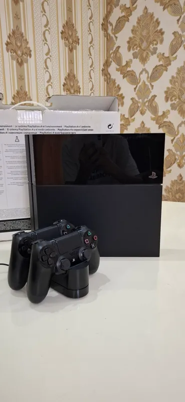 PlayStation 4 fat sotiladi 3
