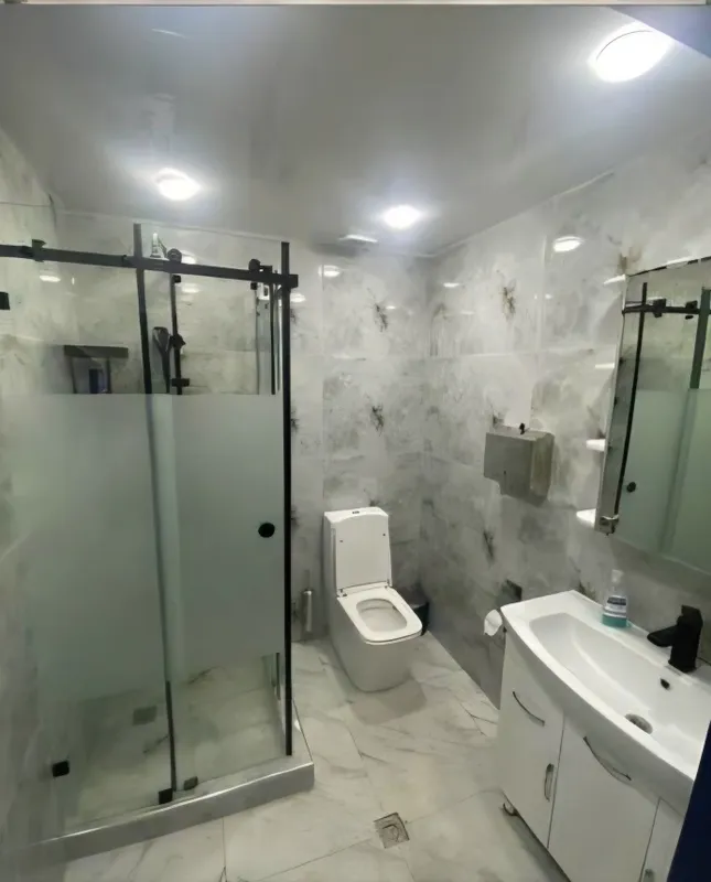 Продаётся офисное помещение в центре ( БЦ ) 6