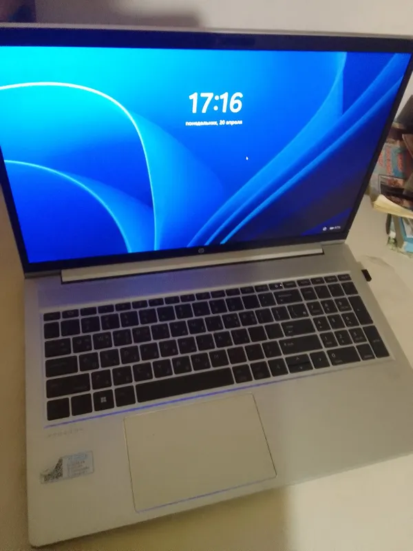 Noutbook hp probook 3 Noutbook hp probook 3