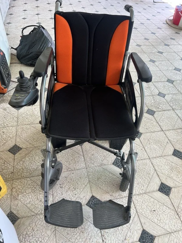 Srochna noguronlar uchun zo‘r elektron kolyaska sotiladi. 1 Srochna noguronlar uchun zo‘r elektron kolyaska sotiladi. 1