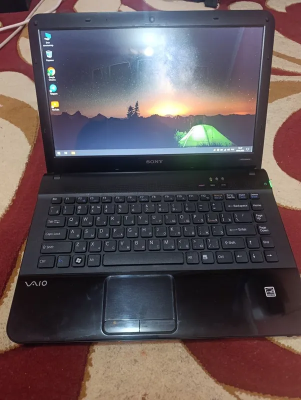 Sony VAIO PCG-61211V