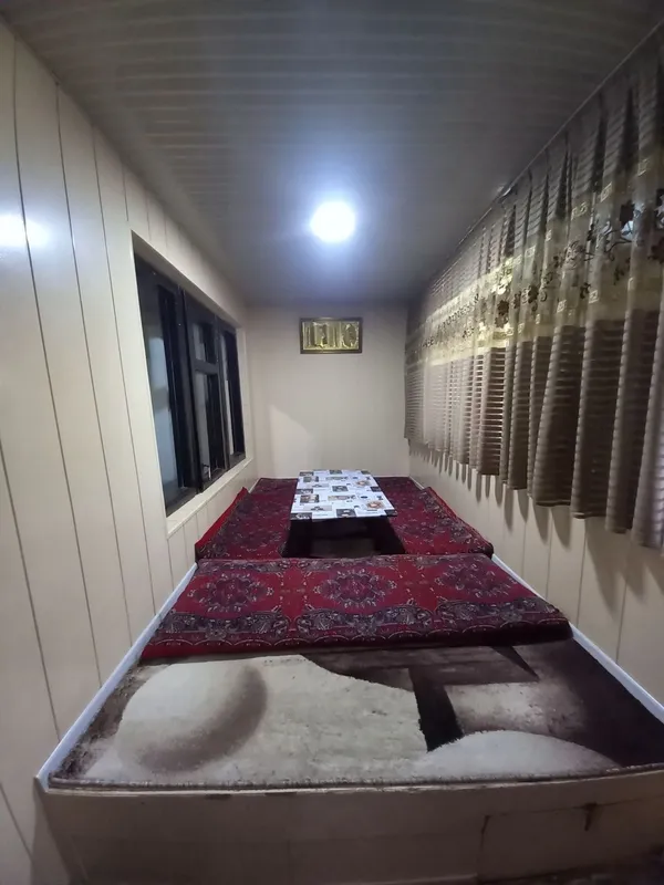 Сдаётся 2 ком кв в Чирчике 1 этаж 2 мкн около канечки. 5 Сдаётся 2 ком кв в Чирчике 1 этаж 2 мкн около канечки. 5