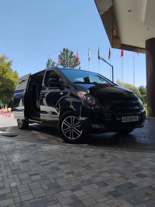 Hyundai grand starex H1 3 Hyundai grand starex H1 3