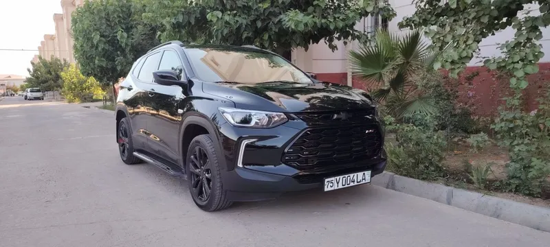 CHevrolet TRACKER-2 1 CHevrolet TRACKER-2 1