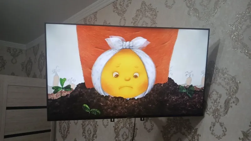 Продам телевизор диагональ 45