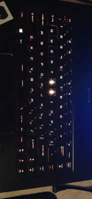 Ноутбук Msi gs65 stealth 8se 2 Ноутбук Msi gs65 stealth 8se 2