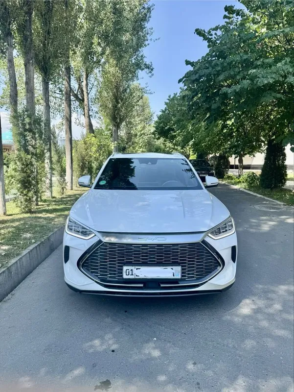 BYD Song Plus gibrid 2023 yil 2 BYD Song Plus gibrid 2023 yil 2