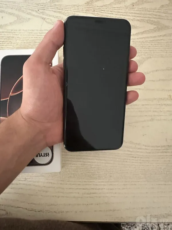 Iphone 11 pro max 256 taliy 5 Iphone 11 pro max 256 taliy 5
