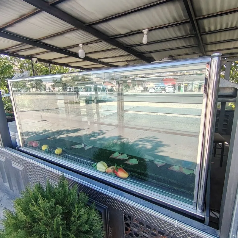 Muzlatgich sotiladi 2metrlikdan 2ta bor 1 Muzlatgich sotiladi 2metrlikdan 2ta bor 1