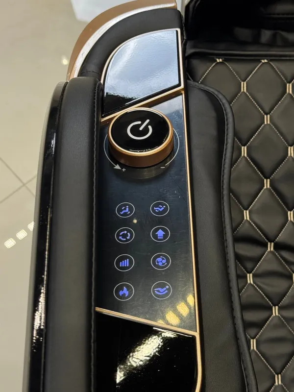 Массажное кресло Plusgym R90 3