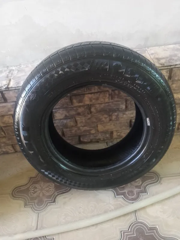 Продам покрышки . 4 Продам покрышки . 4