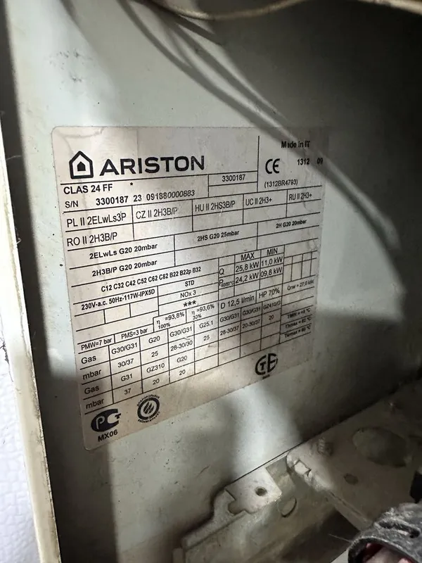 Продается двухконтурный котел Ariston 24 — фото 3 Продается двухконтурный котел Ariston 24 — фото 3