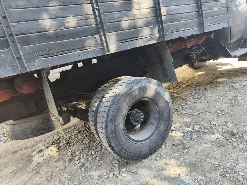 Zil 131 sotiladi mator karopka chotki 4 Zil 131 sotiladi mator karopka chotki 4