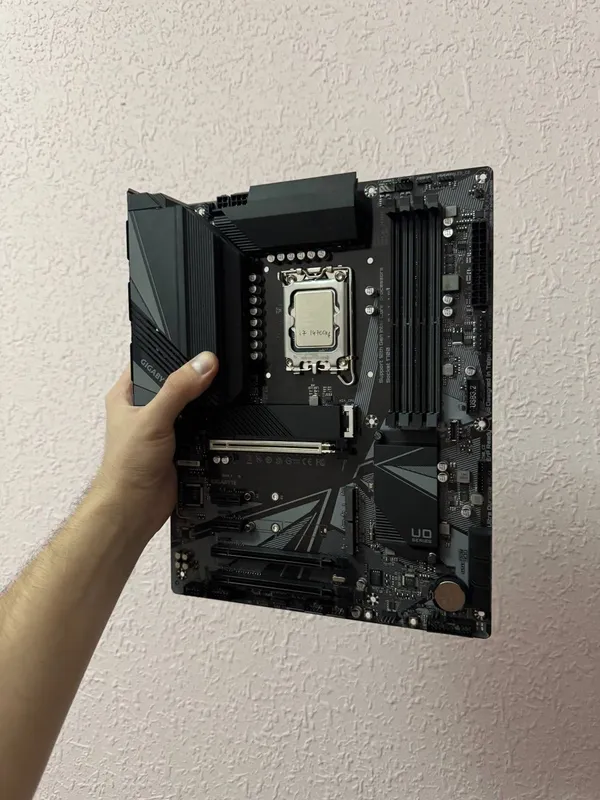 Z690 ddr4 i7 14700kf ideal