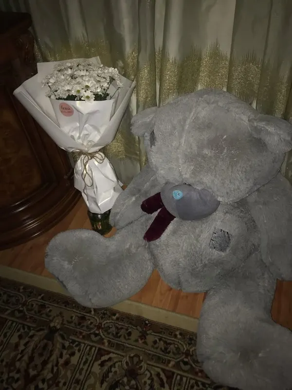 Все большие плюшевые мишки отдам по договорной цене 1