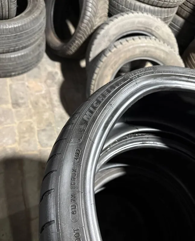 MICHELIN PILOT SPORT 4 235/35/20 4 ta birxil 3