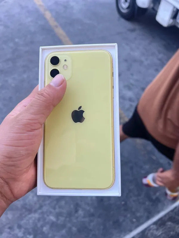 iPhone 11 8 iPhone 11 8