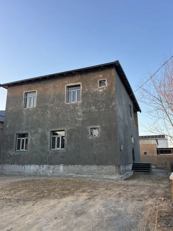 Уй сатлады таза жай