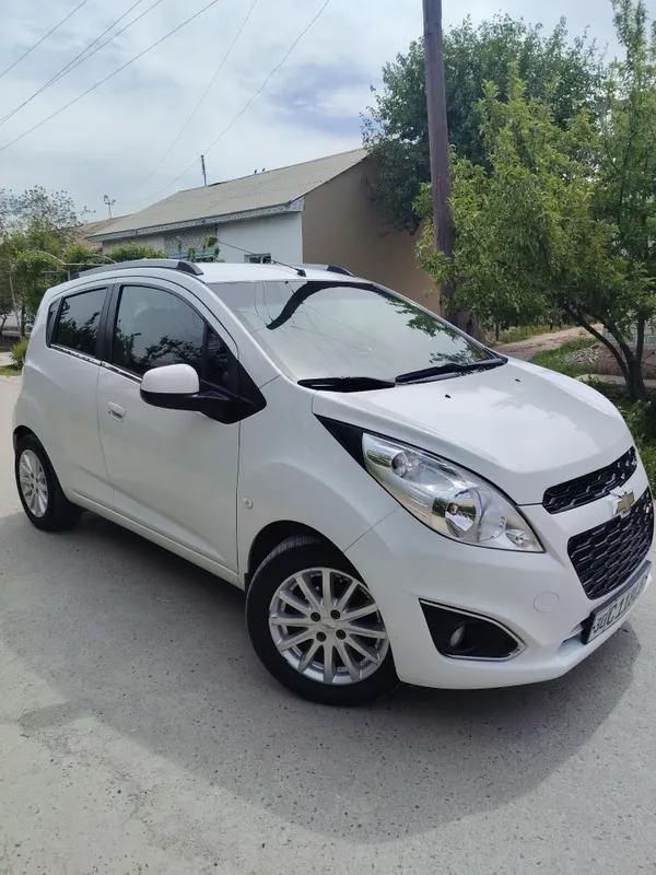 spark sotiladi srochno