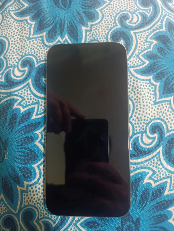 Iphone 15 pro max 526 82 yom 4