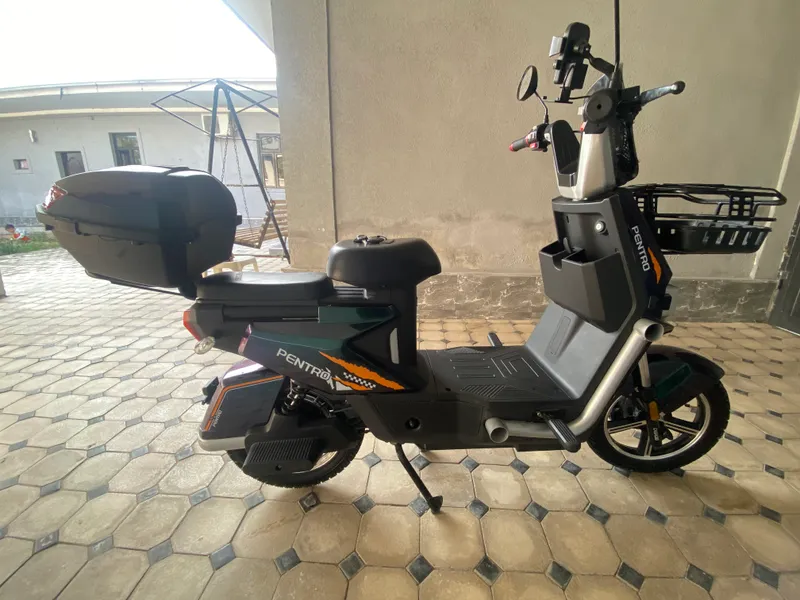 Skuter Pentro R-16 TK 4