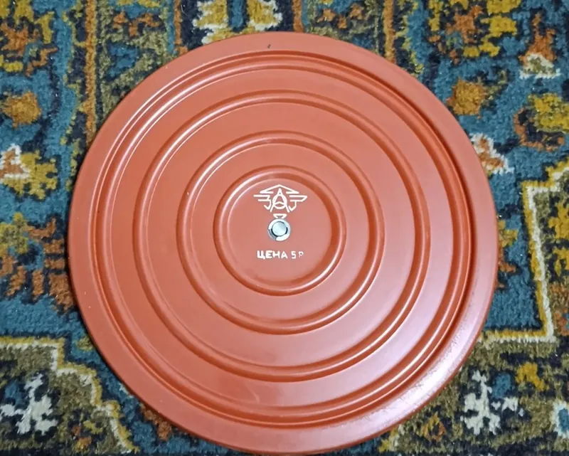 Sovet davriga oid «Gratsiya» disk-trenajyori 2 Sovet davriga oid «Gratsiya» disk-trenajyori 2