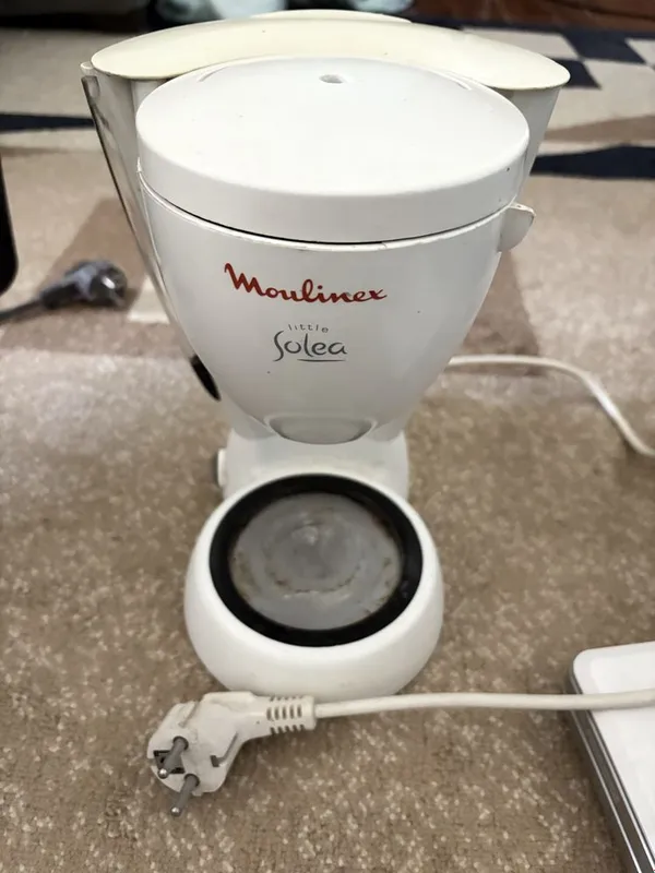 Кофеварку Moulinex Little Solea