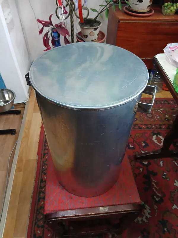 Продам бак б/у из нержавейки 30л 1