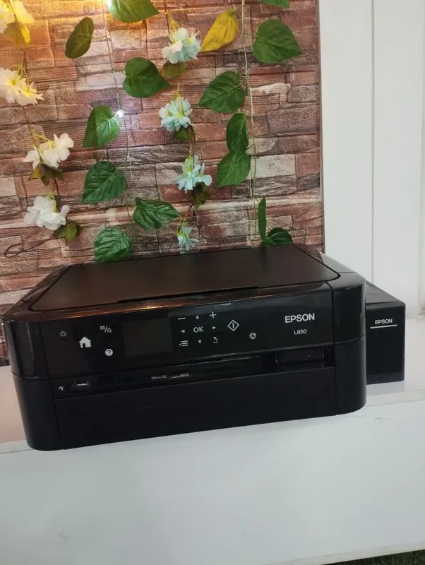 Epson L850 xolati yaxshi yangi