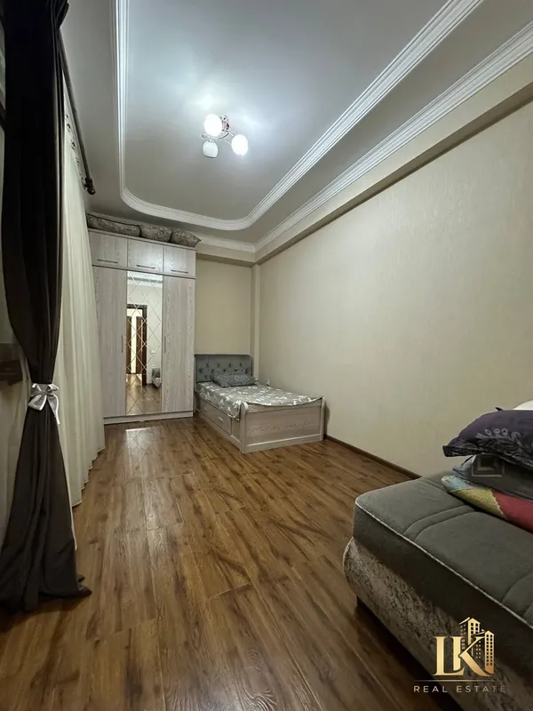 3-комнатная квартира в ЖК «Эталон», 95 м², 5/8, евроремонт, мебель и техника — фото 2