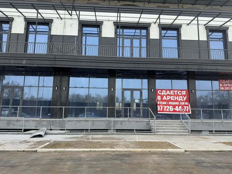 Сдается в аренду помещения на долгосрочное время 350 кв с подвалом 8 Сдается в аренду помещения на долгосрочное время 350 кв с подвалом 8