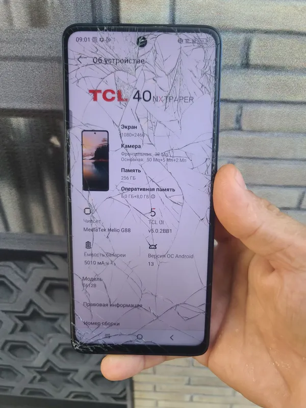 TCL brandining Smartfoni 8+8/256GB Andriod 13 2 TCL brandining Smartfoni 8+8/256GB Andriod 13 2