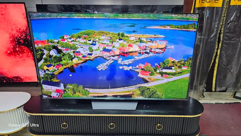Телевизор 65QLED 7TECH Smart 4K Google TV 1