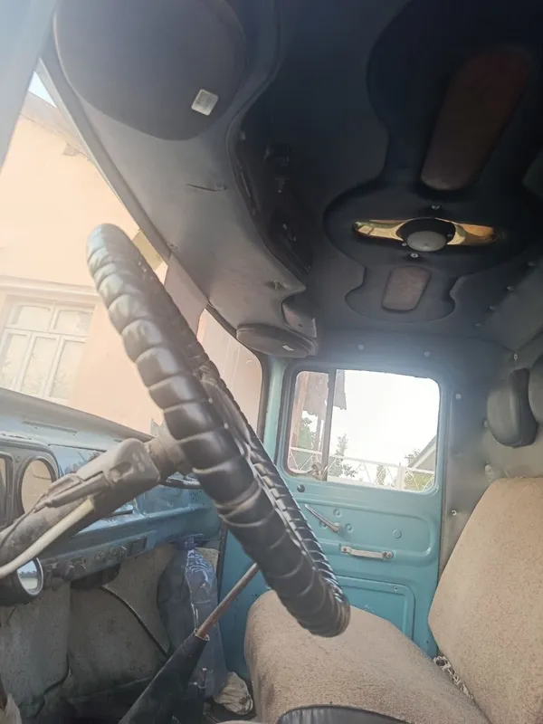 Zil yaxshi xolatda zor turibdi narxini kelishamiz 6 Zil yaxshi xolatda zor turibdi narxini kelishamiz 6