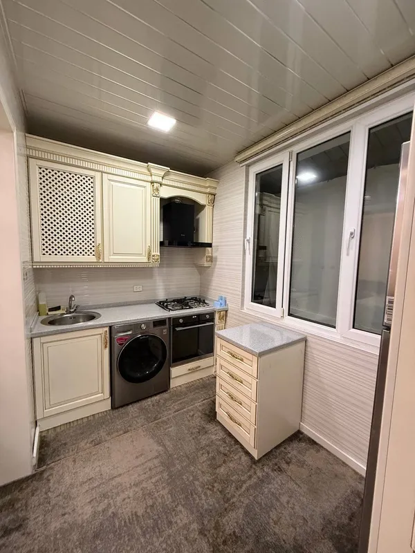 Продаётся 4-комнатная квартира, 108 м², 5/9, Мирзо-Улугбекский район 1