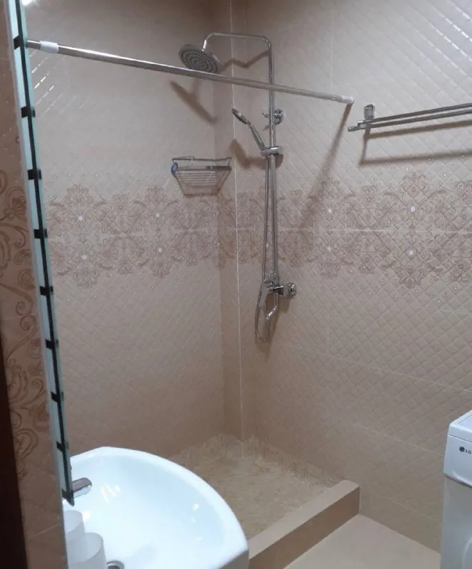 2 xonali kvartira, 60 m2, Yakkasaroy 9