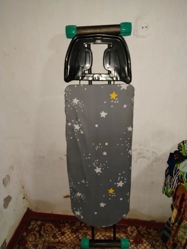 Dazmol stoli yangi