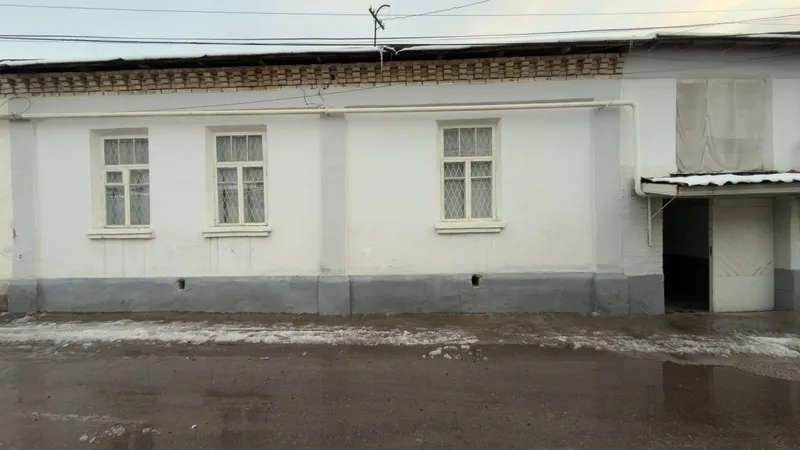 Uy sotiladi 3,45 sotiki suv, gaz, kanalizatsiya bor — фото 2