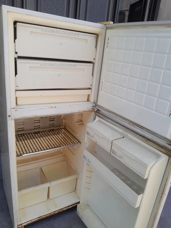 Срочно нужна продавать хороший холодильник беруса — фото 2