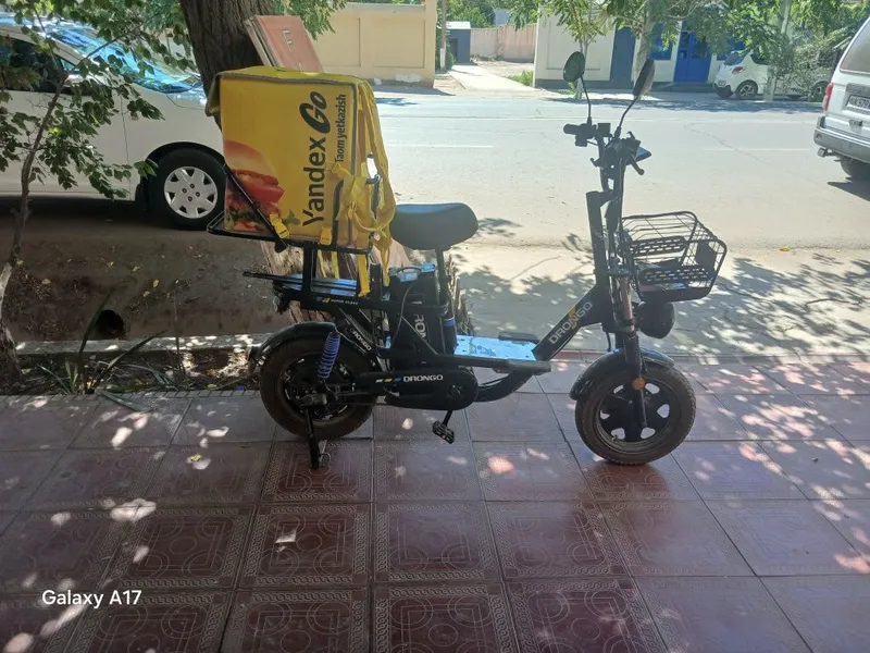 Sukuter sotiladi 1
