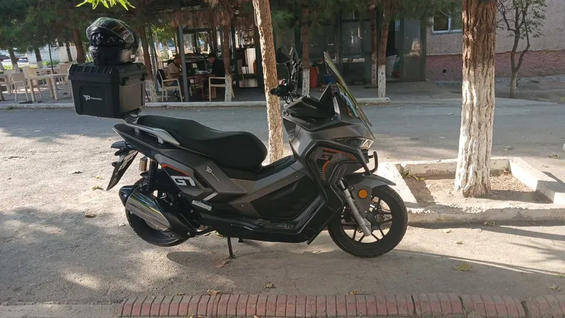 Pentro7 2025 moto benzin Pentro7 2025 moto benzin
