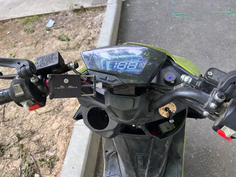 Skuter fo’rs 150 kubo sro’chni sotiladi pul kerek — фото 3