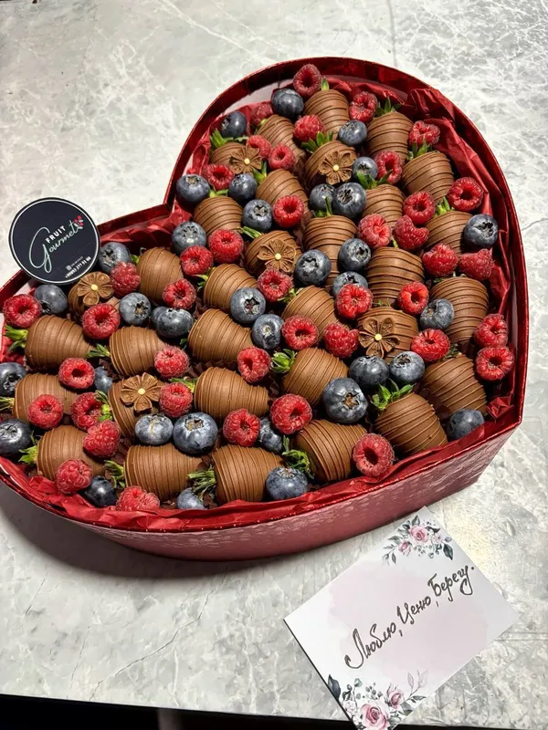 Клубника в шоколаде Клубника шоколад Qulupnay Choc