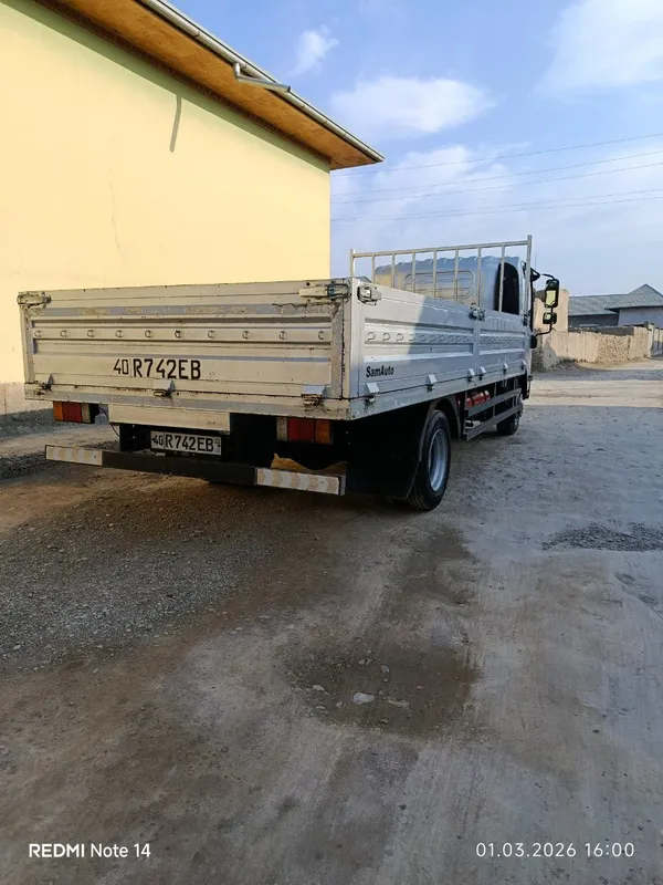 Isuzu avtobusdan terilgan mator karobka zadni mos avtobus — фото 3